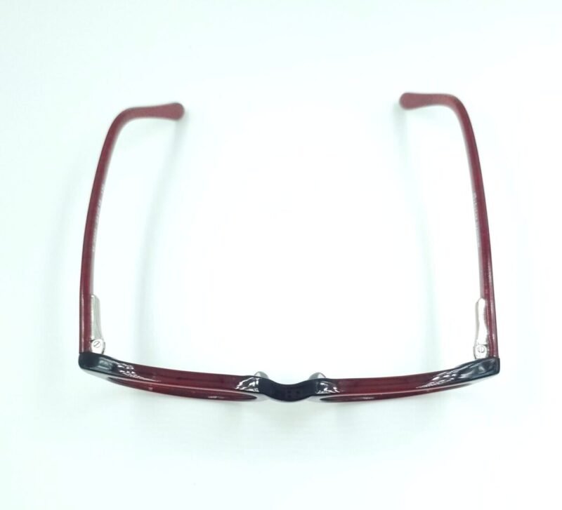 Classic Rectangular Glasses with a Modern Touch - Image 3