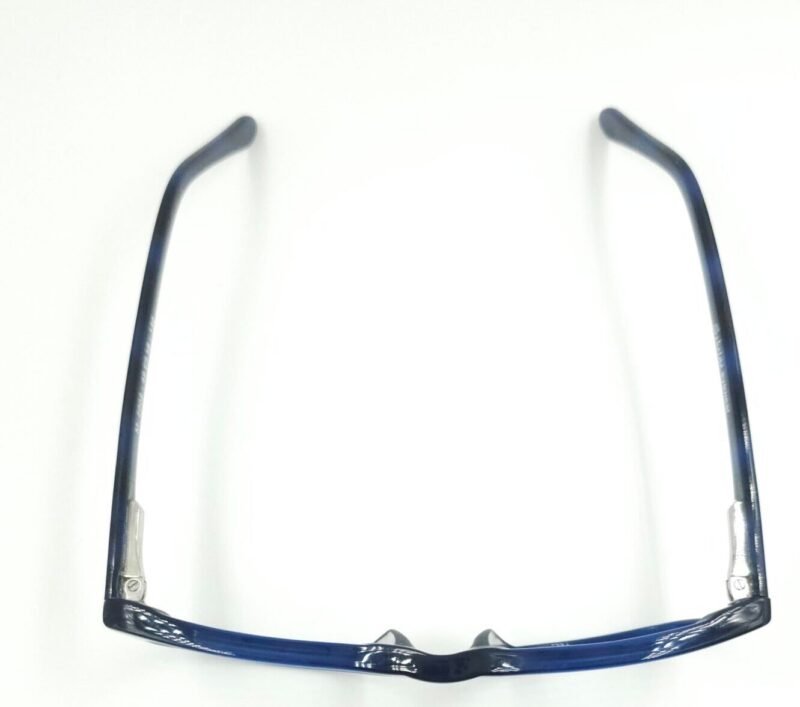 Sleek Blue Rectangular Glasses for Modern Look - Image 3