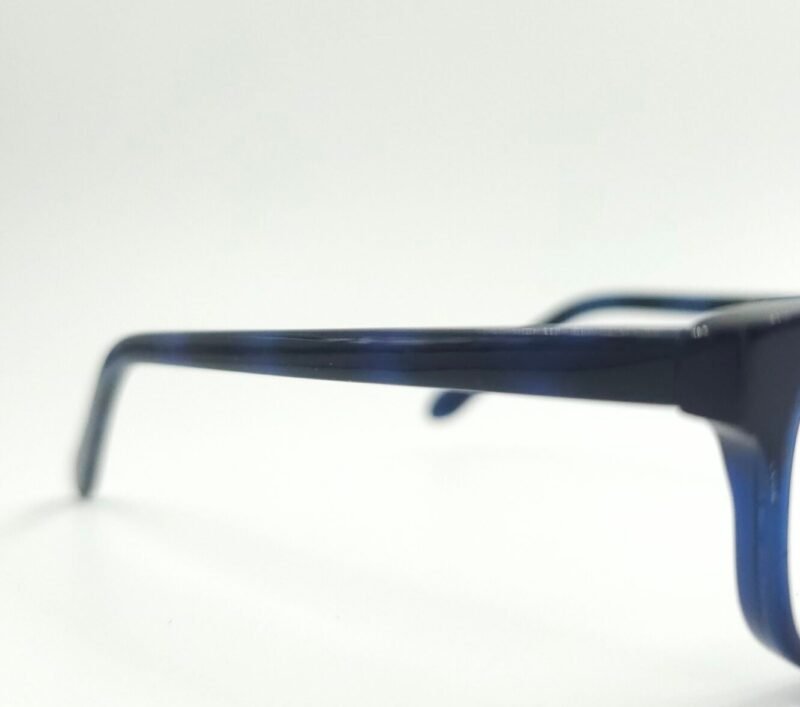 Sleek Blue Rectangular Glasses for Modern Look - Image 2