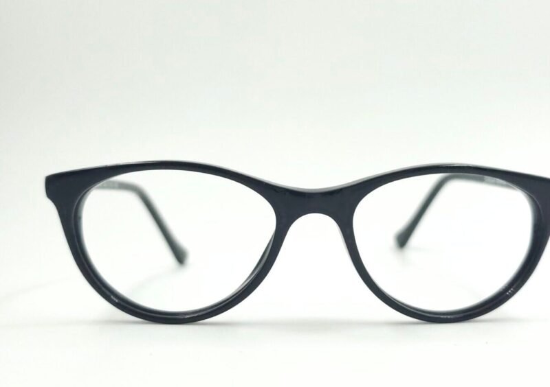 Elegant Black Cat-Eye Glasses